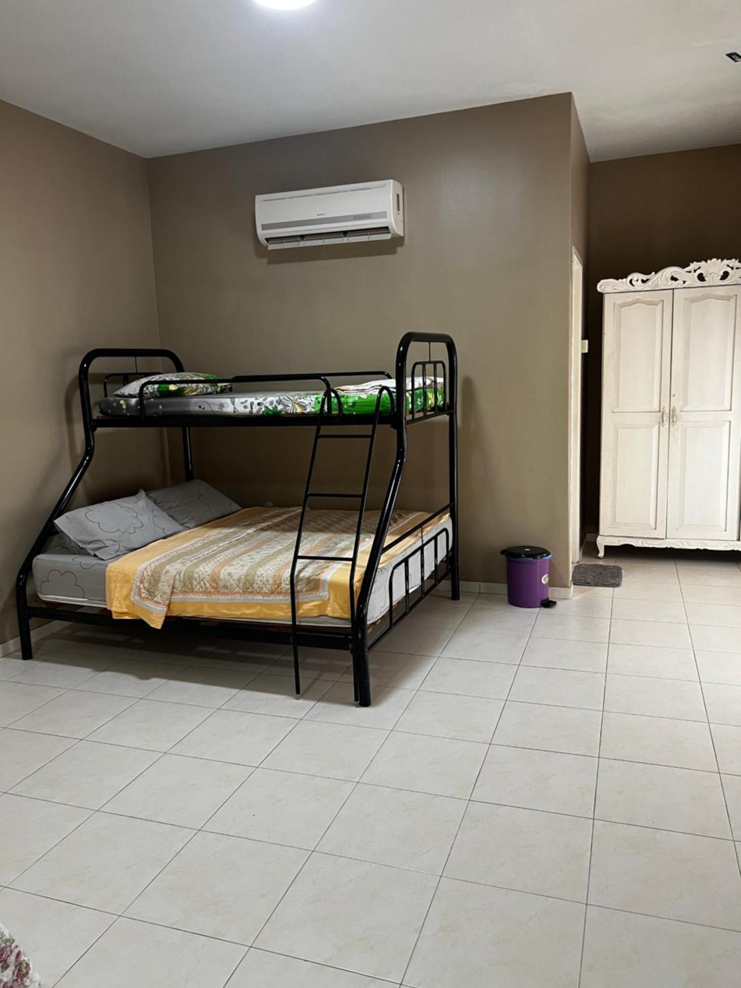 Homestay Melaka Executive Extérieur photo
